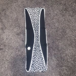 Lulu lemon headband/ear warmers